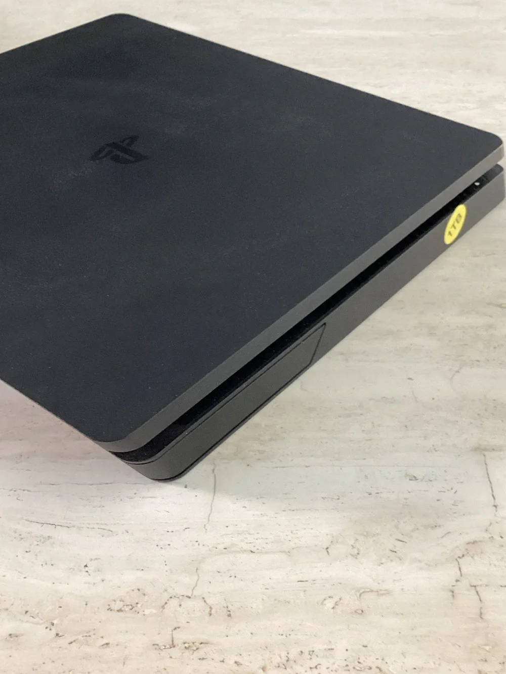 Sony PlayStation 4 Slim 1TB Console & Sony Controller Tested
